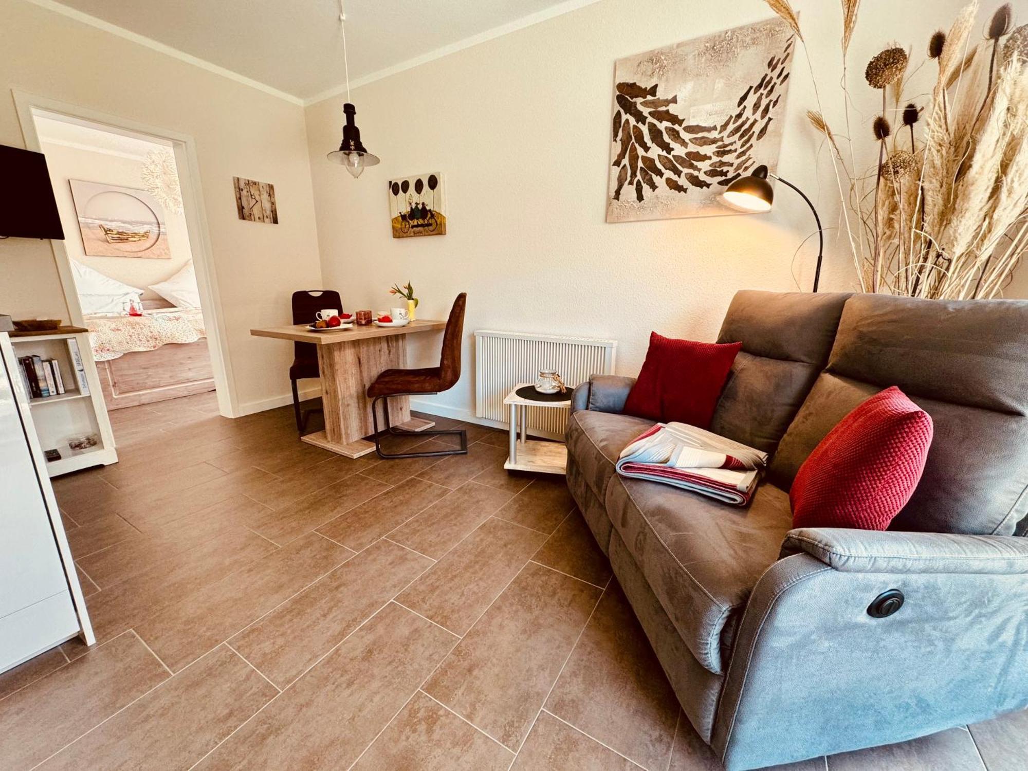 Segelund - Zeit Fuer Uns- Ruhige Und Sonnige Ferienwohnung Mit Terrasse Und Garten Nahe Strand Und Ostsee Шёнхаген Экстерьер фото